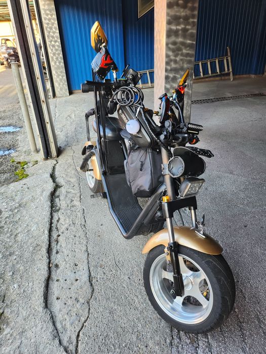 Scuter electric Citycoco c04