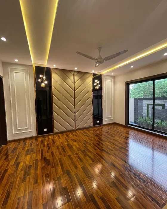 Сдаётся Евродом 6-соток на Саламатина