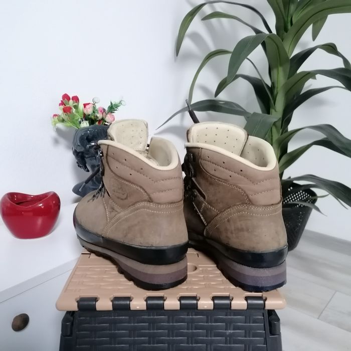 Ghete damă drumeție, munte, Meindl