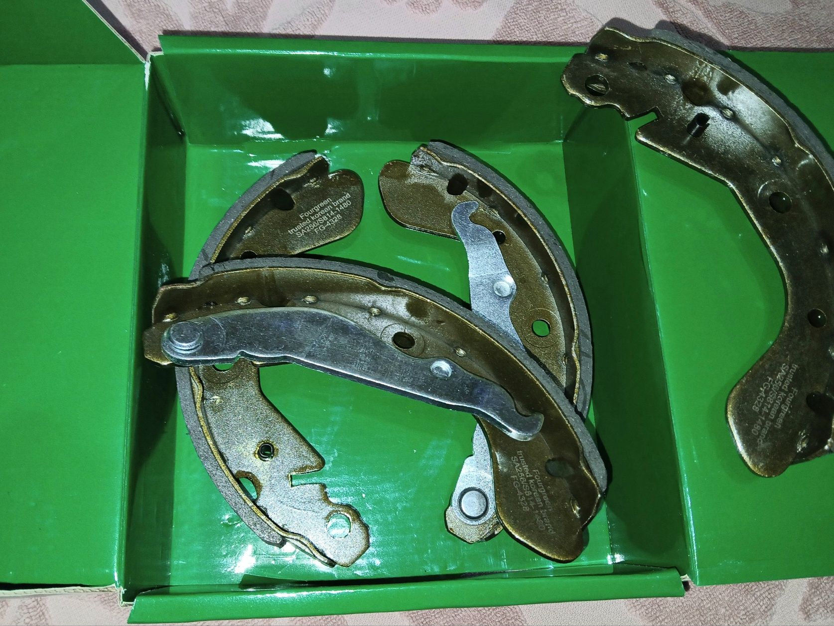 Колодки задние на Кобальт АБС 4 поз.