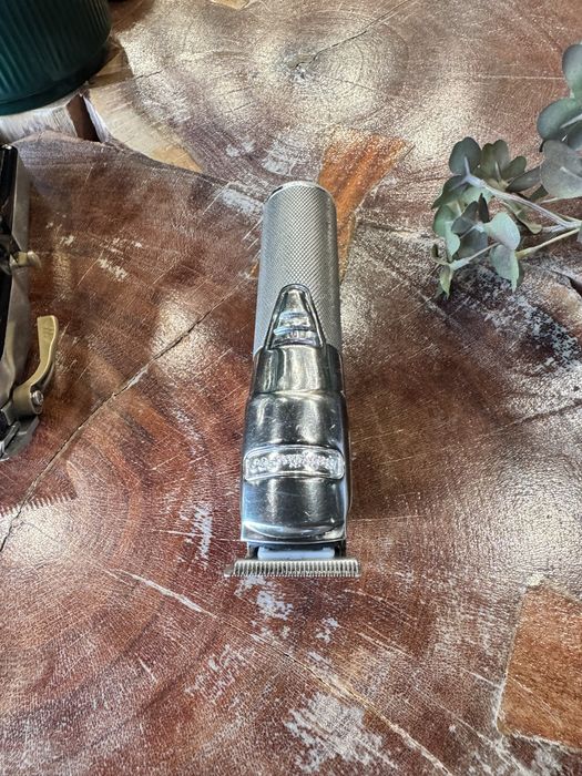 Masina de contur Babyliss