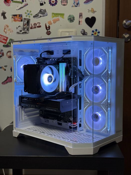 PC Gaming RGB RTX 4070ti i7 13700k 32gb