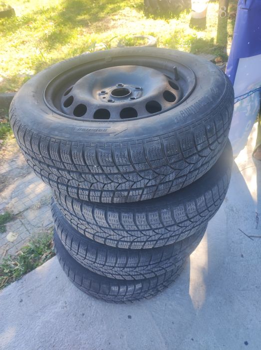 Гуми с джанти 205/60/16 зимни