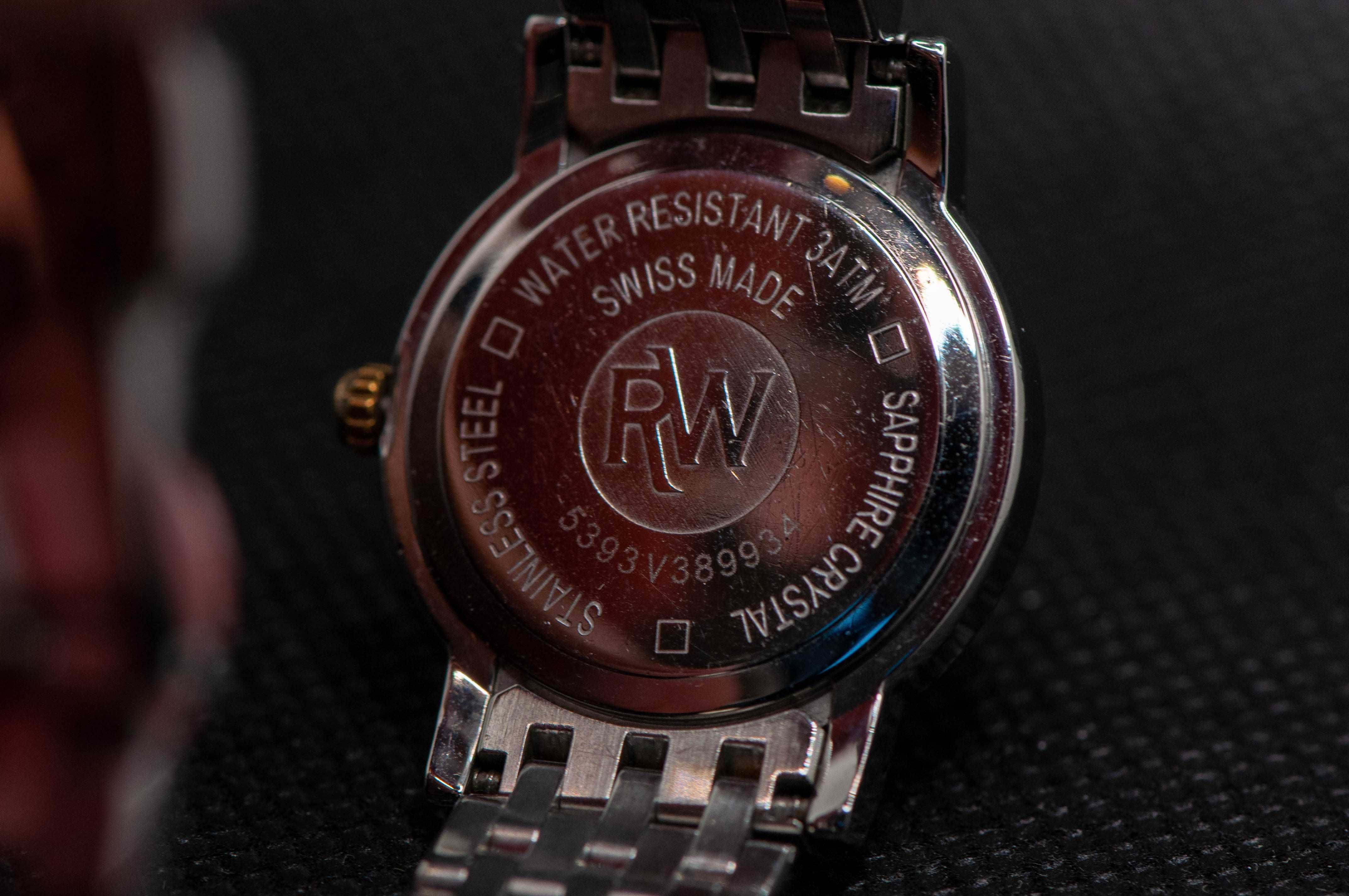 Швейцарски дамски часовник с диаманти  - Raymond Weil Toccata 5393