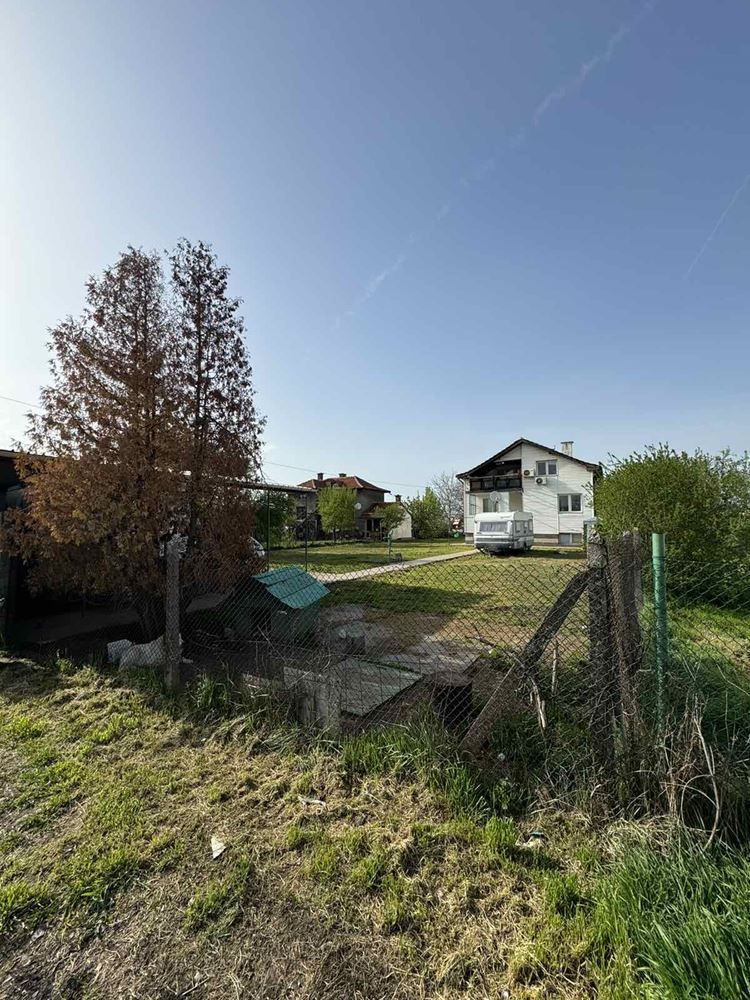 Продава се Къща в София, Враждебна - 200 кв.м за 1250 €/кв.м - Снимка #1