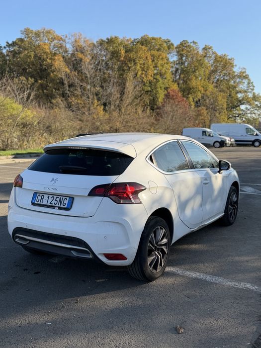 Citroen DS4 Semifull