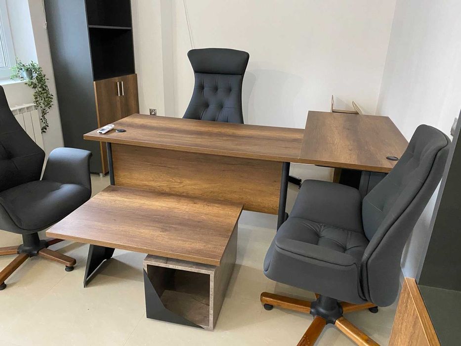 Мебели за офис EroSit/MarWood