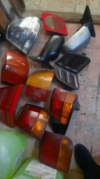 Колпаки и Фонари на разные автомашины