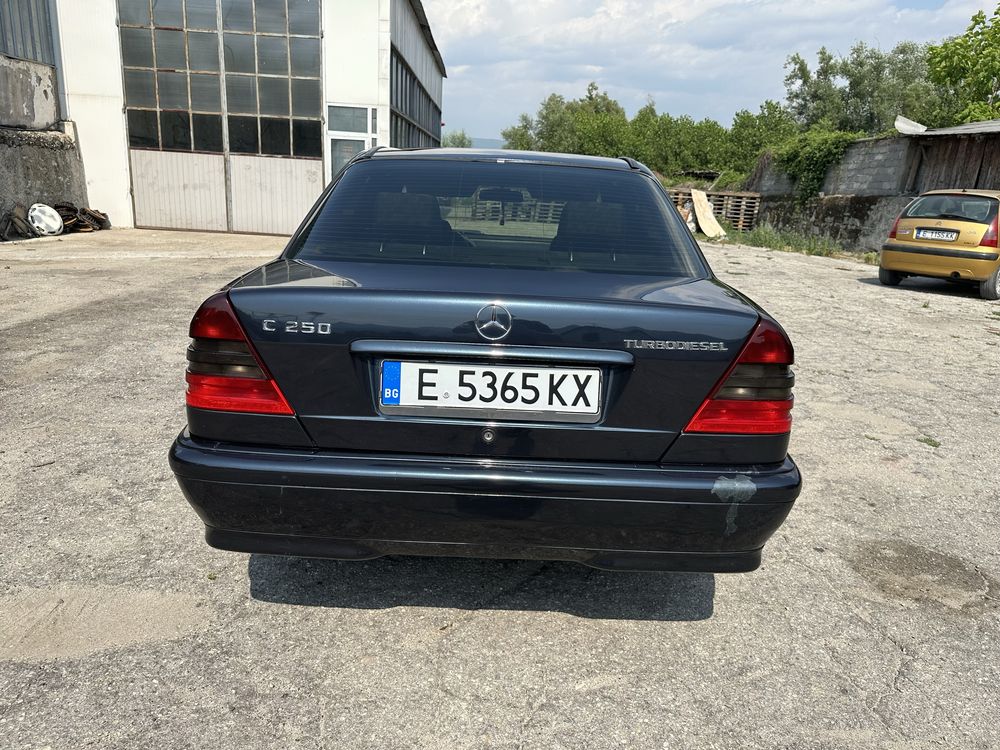 Mercedes-Benz  C250TD