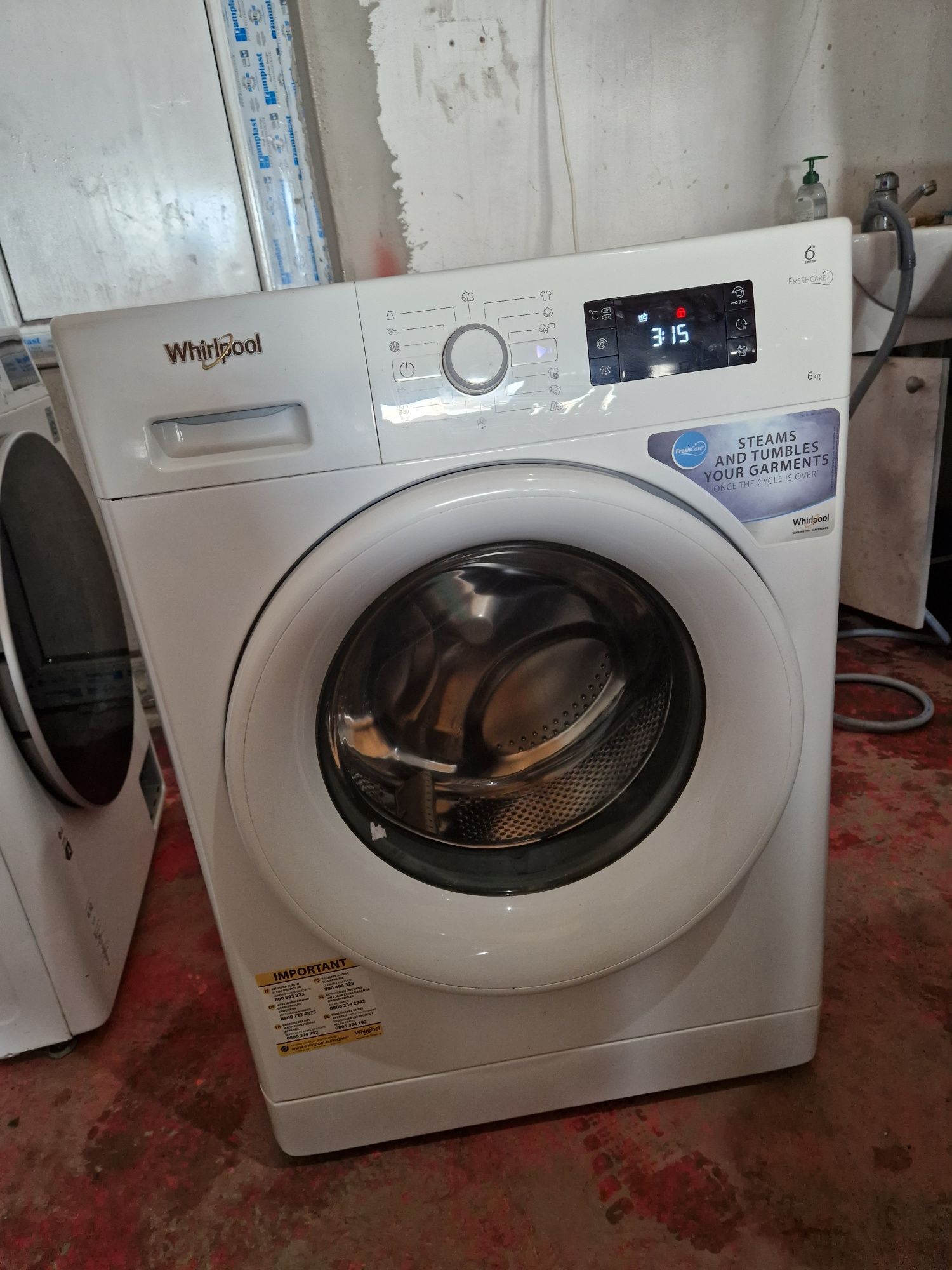 Masina de spalat Whirlpool slim