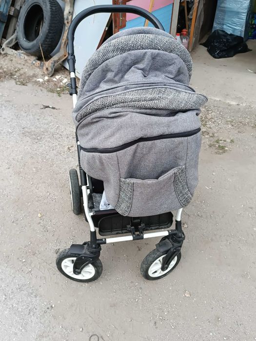 Детска количка комбинирана