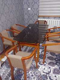 Комплект Стола и 6 стульев.