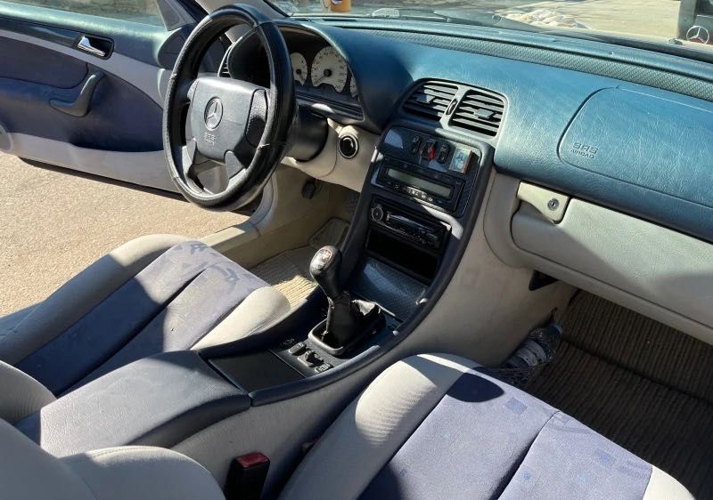Mercedes-Benz CLK 200