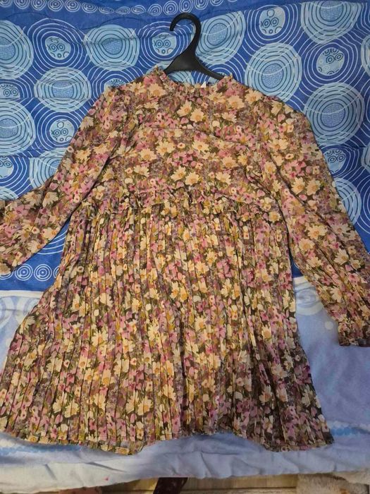 Детски рокли Mayoral ,H&M , Zara  8/9г