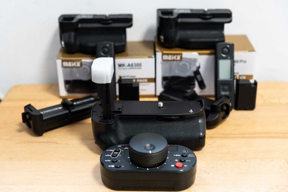Grip Sony A6300 Sony A6500 Canon 5D Mark III  Blitz Metz Sony Pmw 200