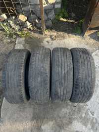 Продаю летние комлект шин 185/60R15