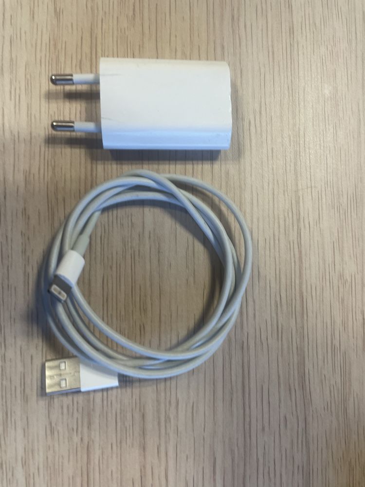 Incarcator Apple 5W + cablu lightning