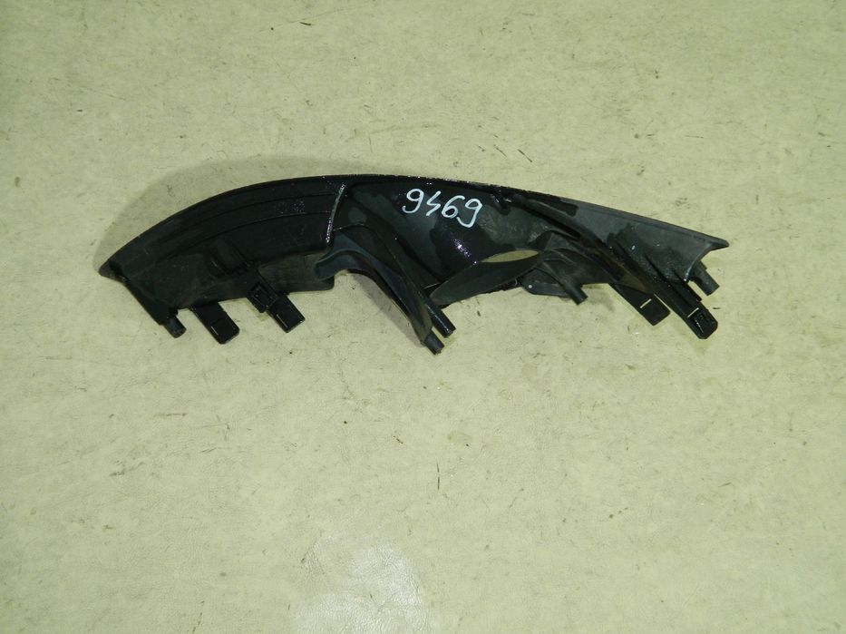 Grila proiector partea dreapta, Toyota Auris, 2007, 2008, 2009, 2010, , 81481-02050