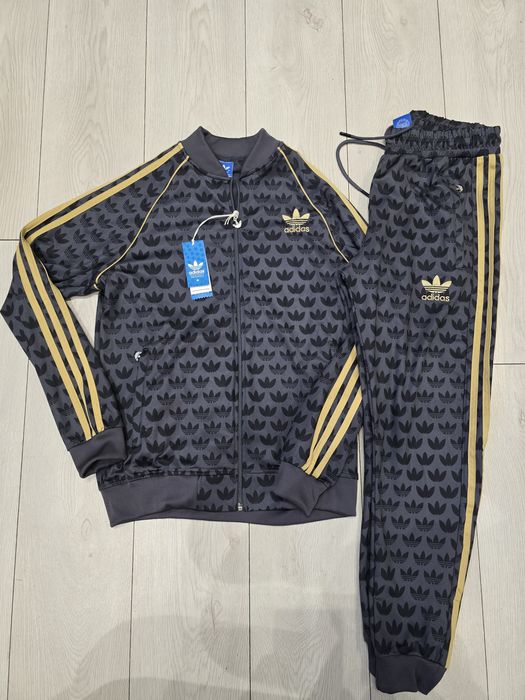 Trening Adidas model nou calitate la oferta