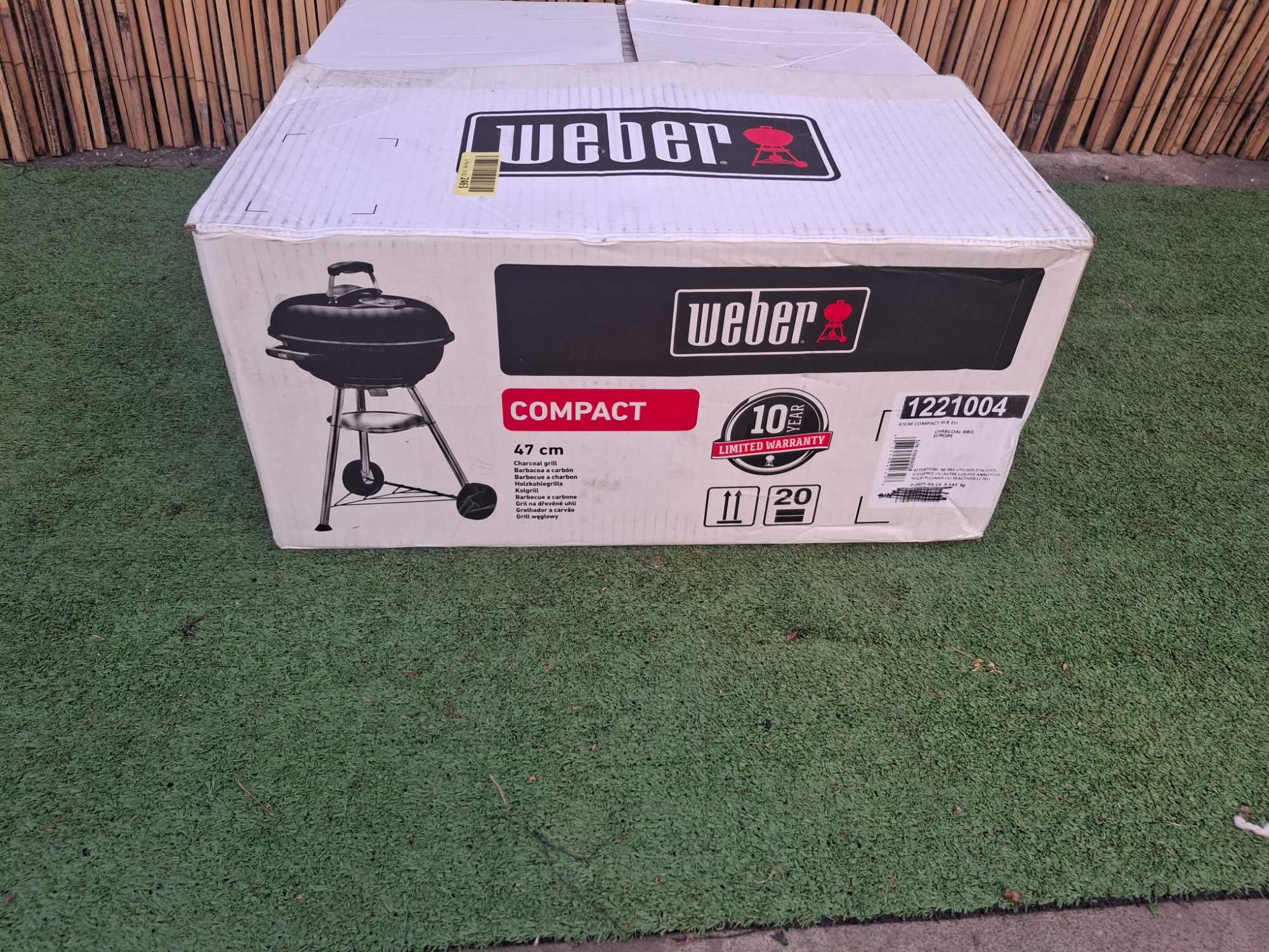 Барбекю на дървени въглища Weber
