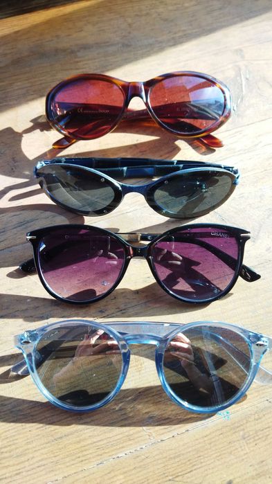 Солнцезащитные очки брендовые