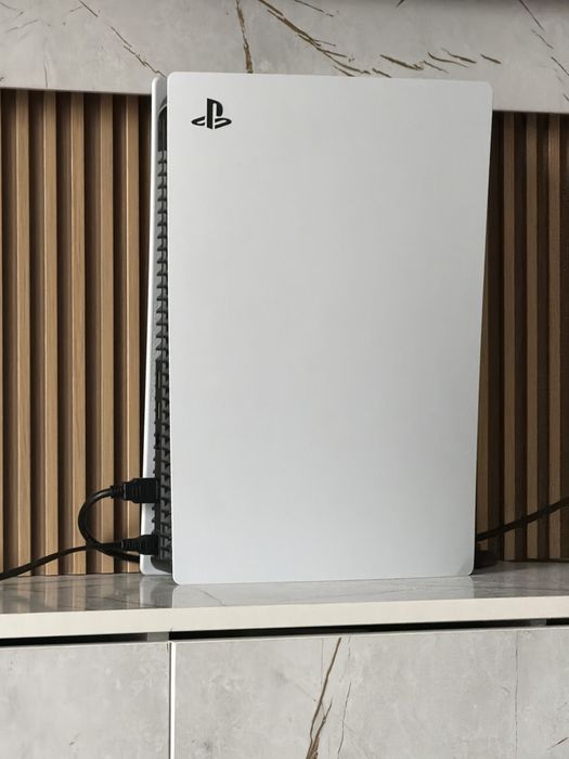 PlayStation 5 б/у в хорошем состоянии