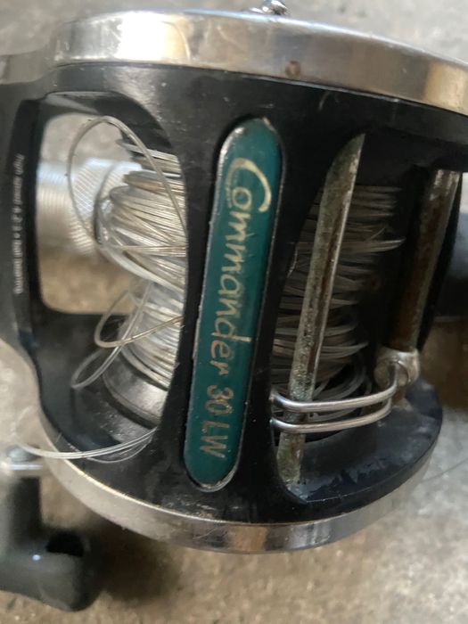 Vând undițe în stare excelenta