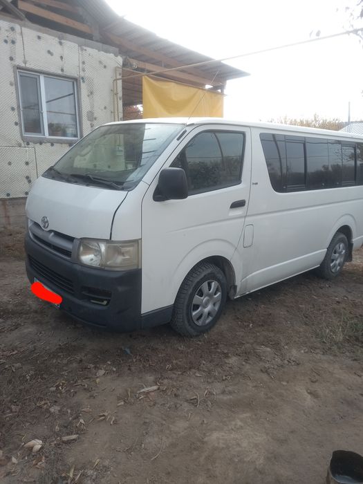 Срочно продаю Хайс Тоета.