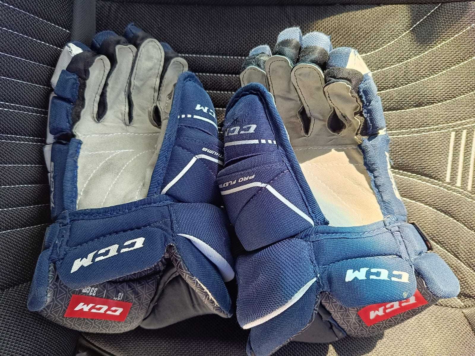 Продам хоккейные перчатки CCM Tacks размер 13