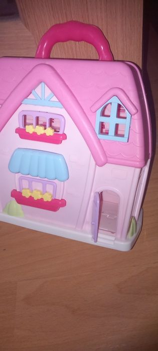 Casuta papusele mici