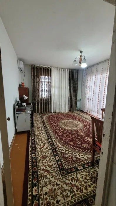 Продаётся квартира! Юнусабадский р-он 6 кв, 2/4/4