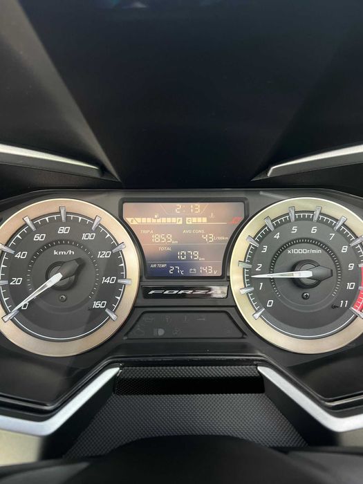 Scuter Honda Forza 350 ABS – 2021 – Doar 1.100 km – Stare Impecabilă!