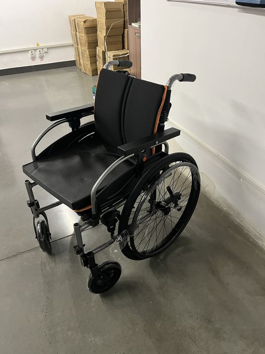 Инвалидная коляска