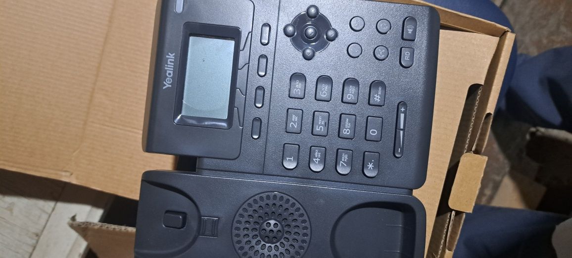 IP телефон Yealink SIP-T19