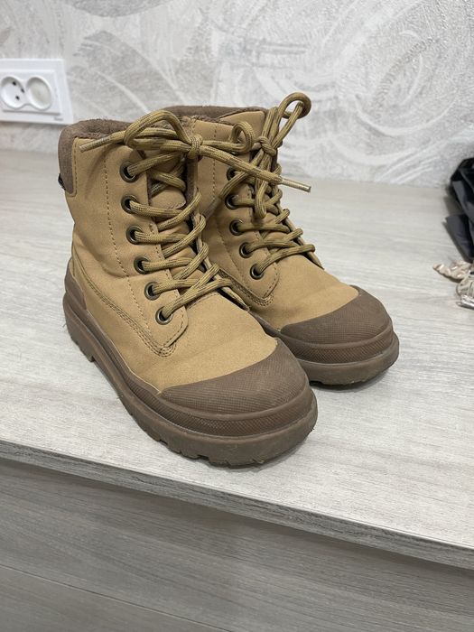 Продам ботинки H&M