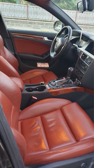 Audi a4 b8.