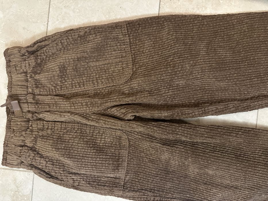 Pantaloni velur marimea 110 zara 2 perechi