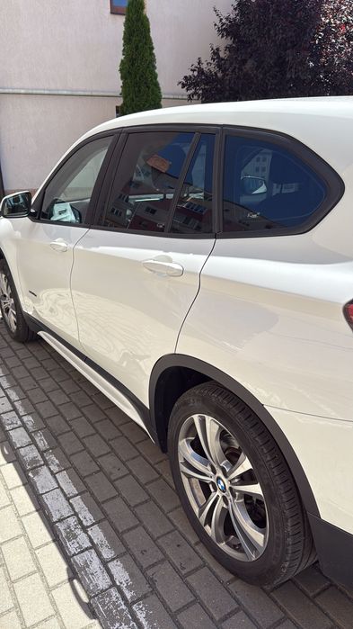Bmw x1 20 d xdrive cu tva deductibil
