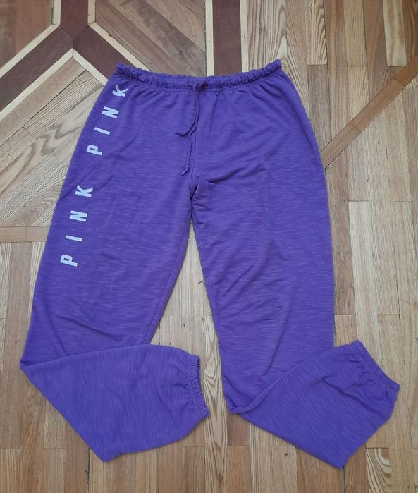 Спортивные женские летние штанишки от фирмы Pink на размер М
