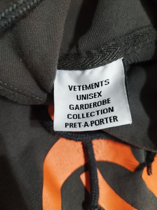 Vetements genetically modified