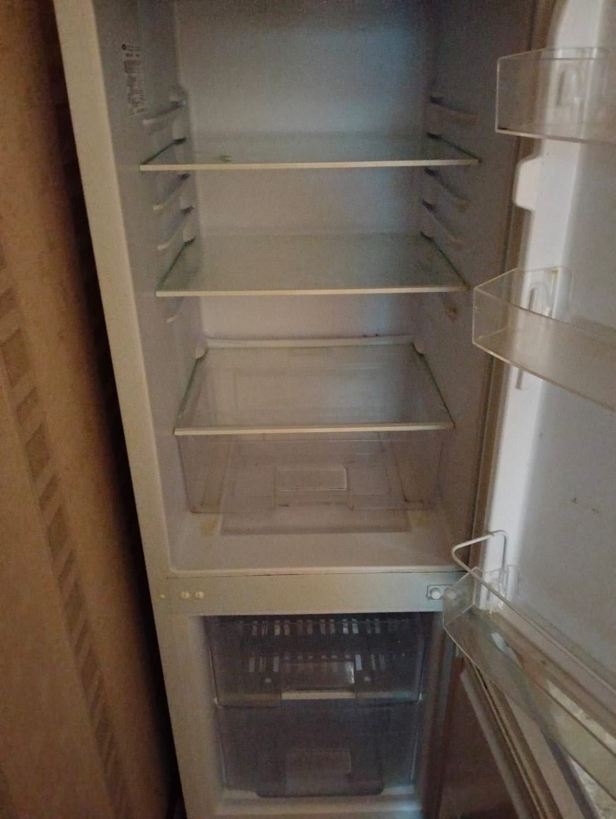 Хочу продать холодильник