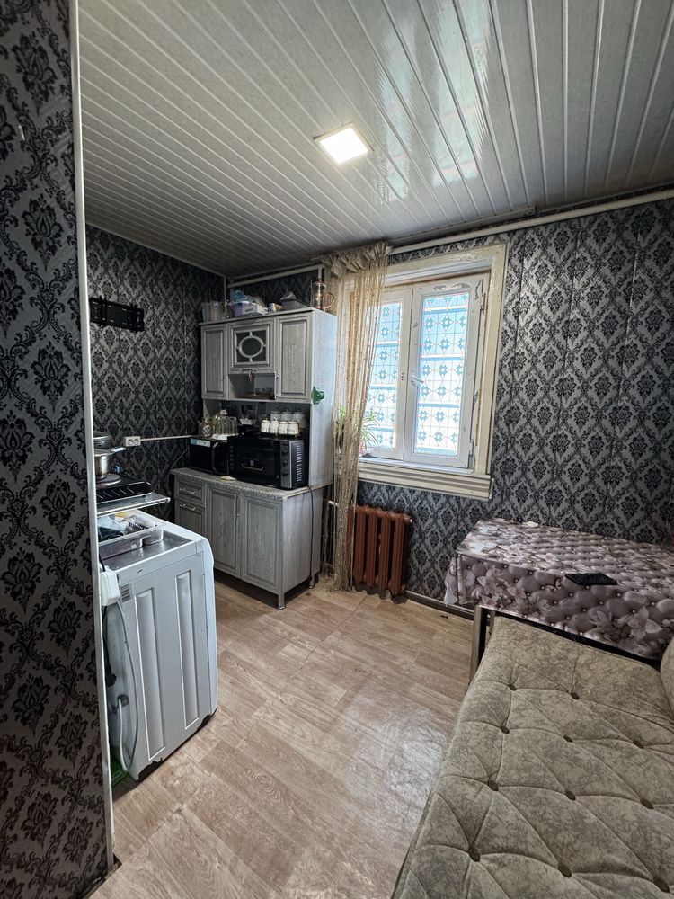 Без маклера , сдается , 2 комнатная квартира, около метро 5 станция
