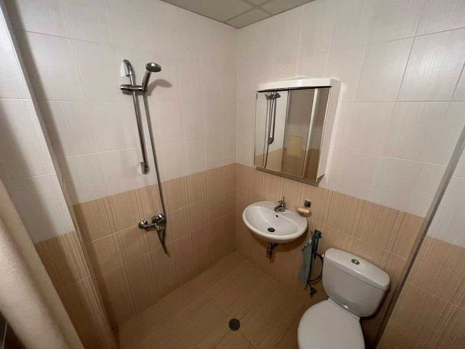 Дава се под наем Двустаен апартамент в София, Надежда 2 - 65 кв.м за 375 € - Снимка #3