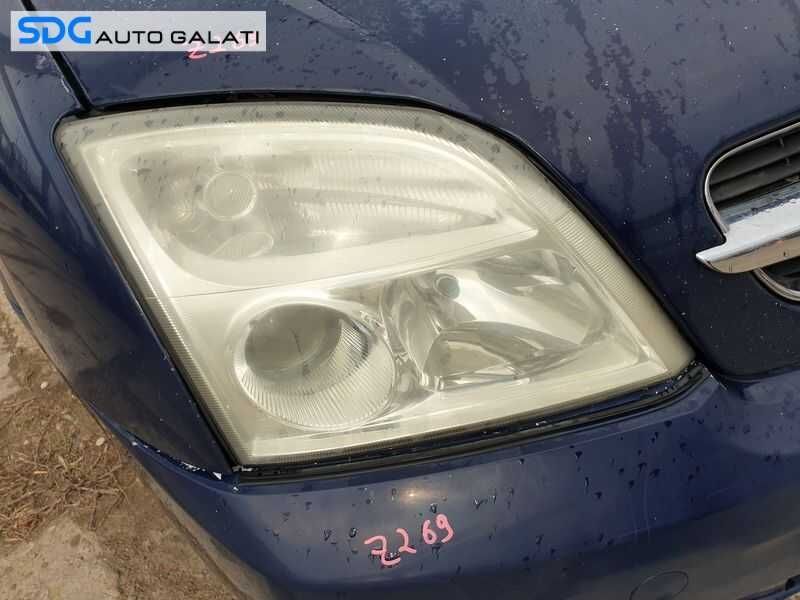 Far Dreapta cu Lupa Halogen Opel Vectra C 2002 - 2005