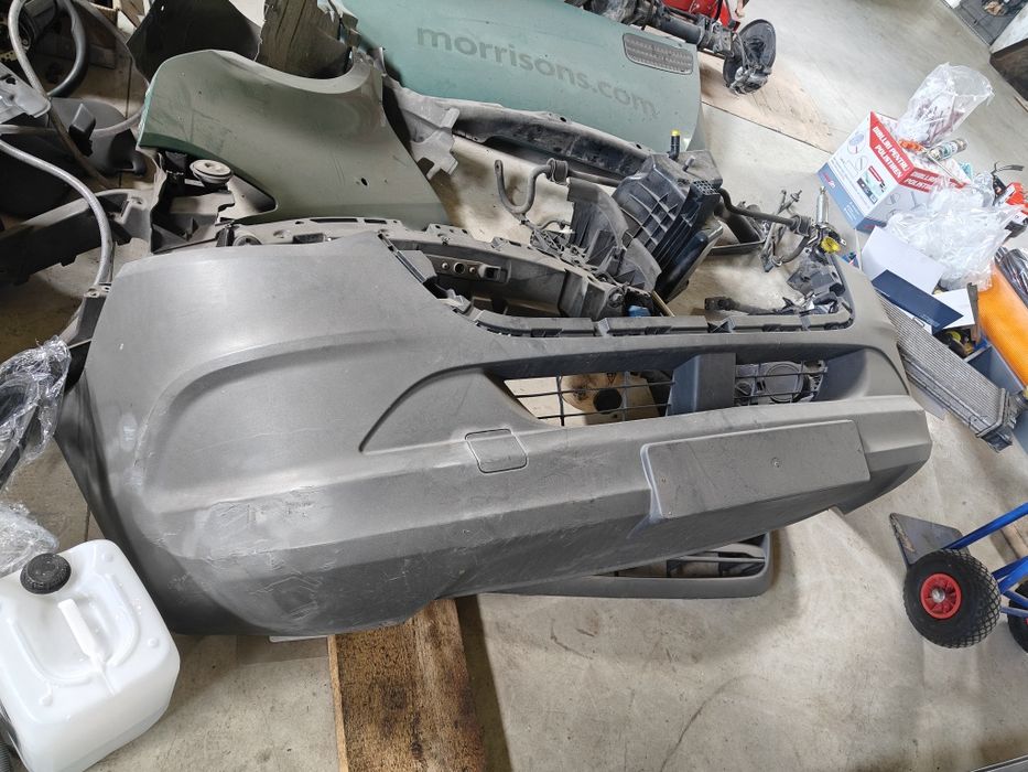 Far ,grila ,bara fata sprinter 907,910