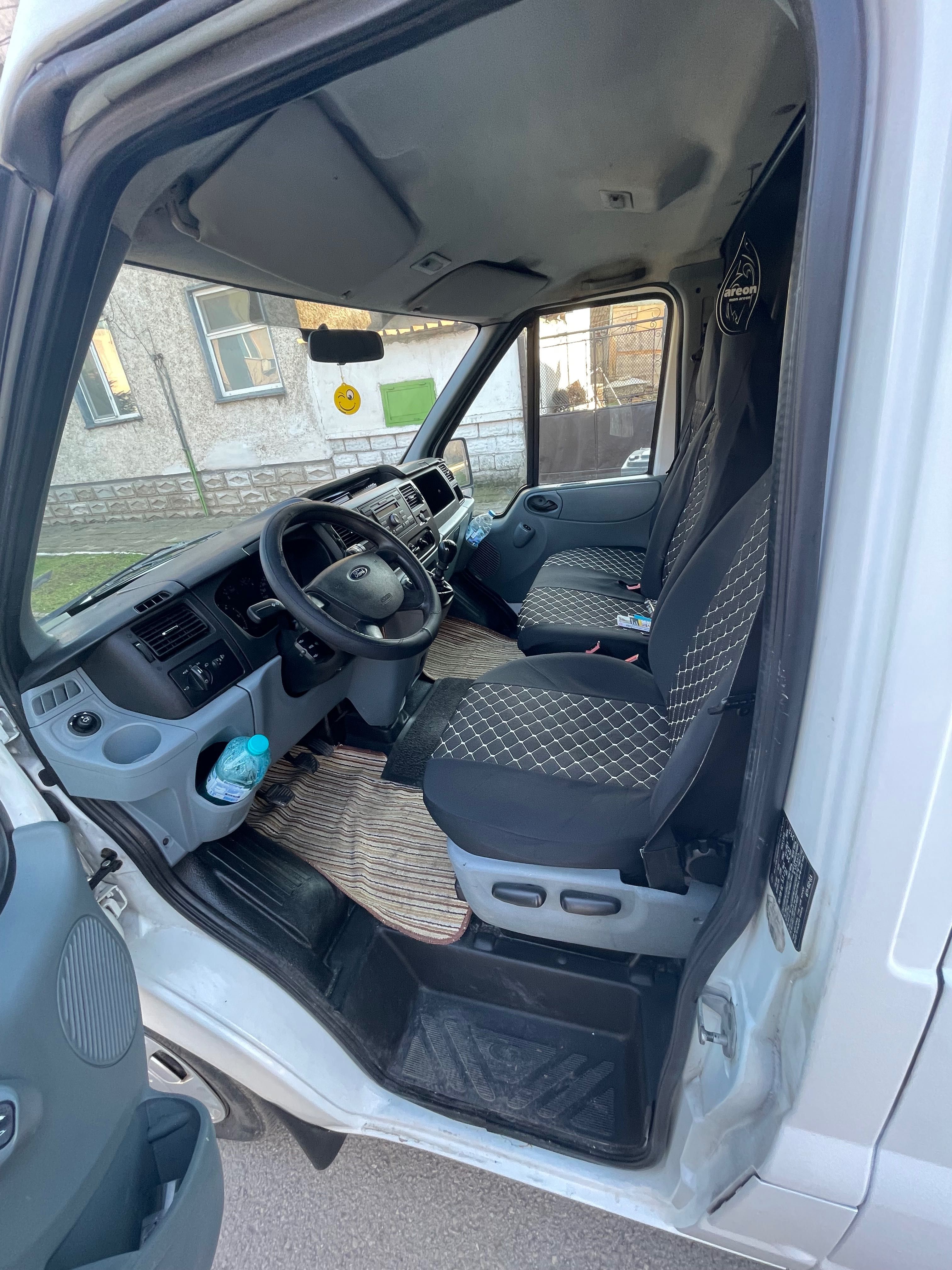 Ford Transit  2011