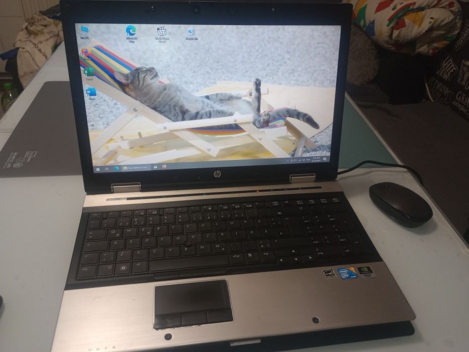 HP EliteBook 8540w, Intel i7,video dedicat+Caddy HDD cadou