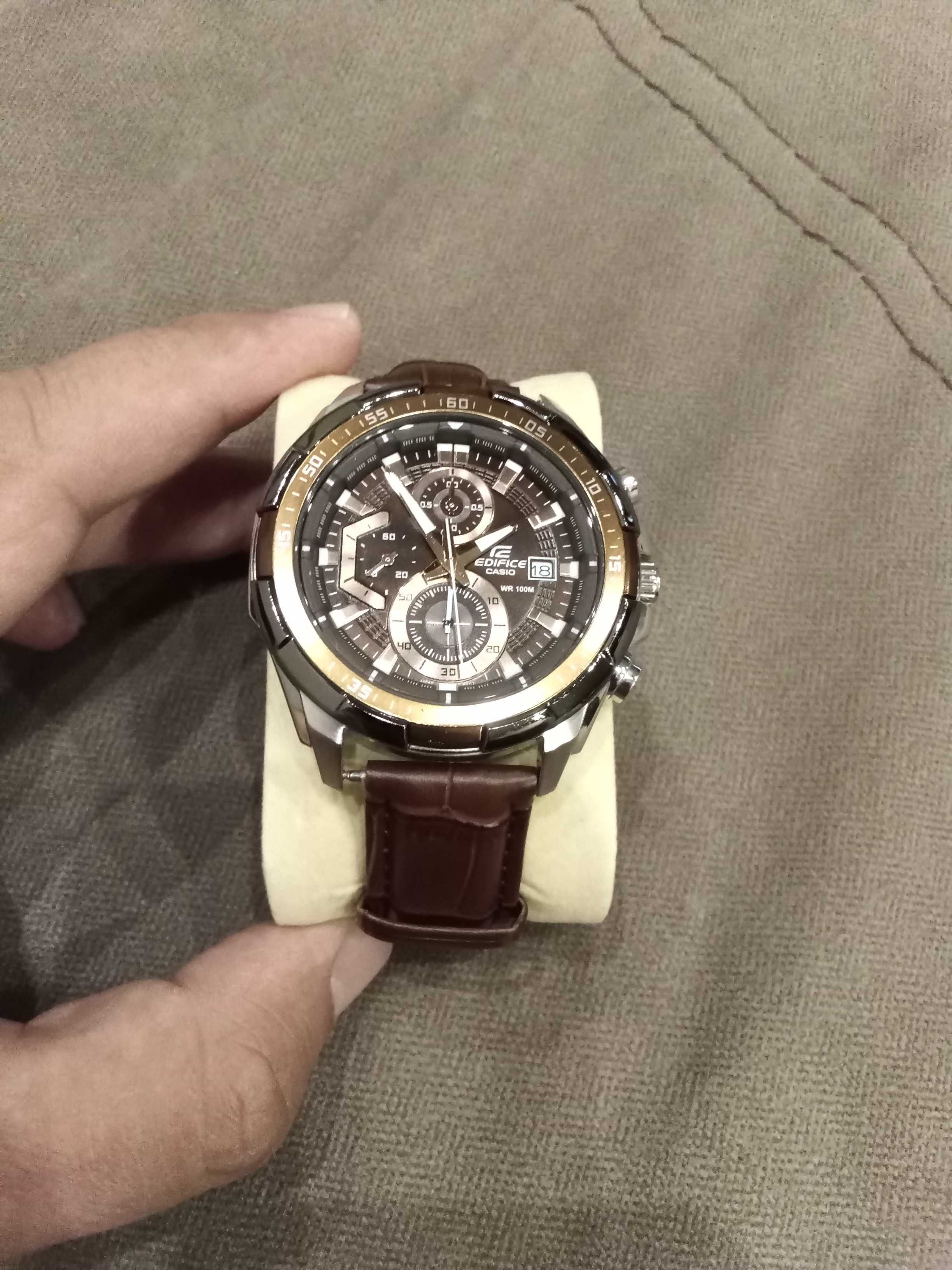 Часовник CASIO edifice