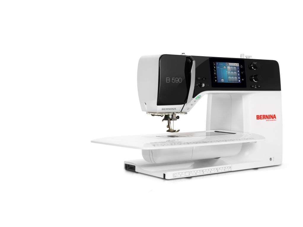 Швейно - вышивальная машина BERNINA 590 с модулем