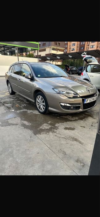 Laguna 3 Initiale Paris .